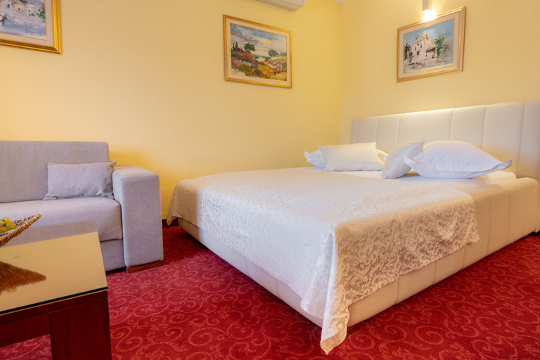 Bedroom 2, Villa Riva Makarska, Makarska