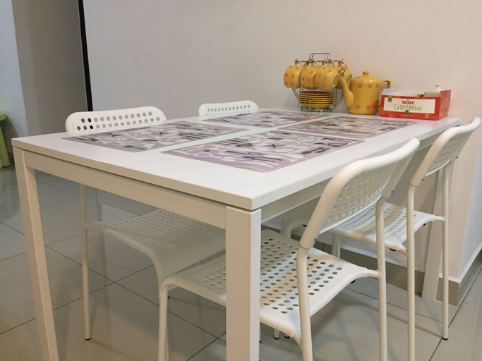 Dining Room 2