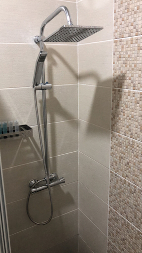 Bathroom 3, Afrilodge, Greater Monrovia