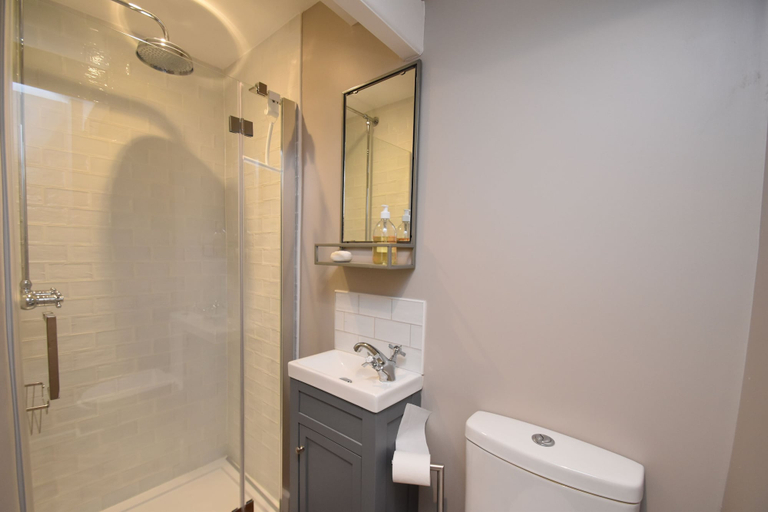 Bathroom 3, 5 East Street, East Sussex