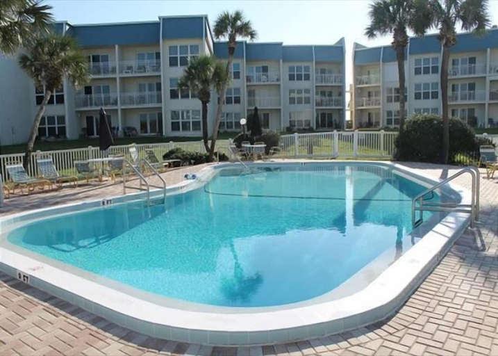 Sport & Beauty 4, Tradewinds 151, Saint Johns