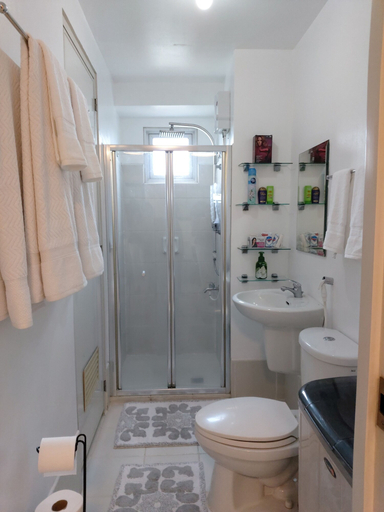 Bathroom 3, Studio Luxe In Princeton Residences, Quezon City