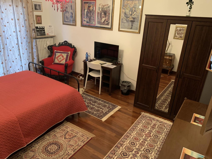 B&B MagicHouse, Novara