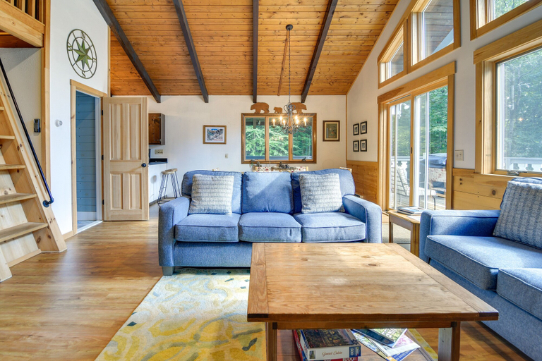 Others 1, Beautiful Chalet ~ 5 Miles to Attitash Mountain, Carroll
