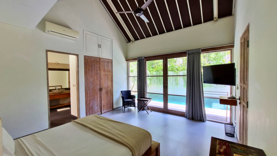 Bedroom 13