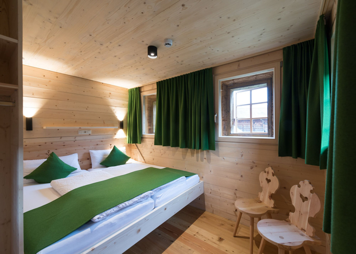 Bedroom 2, Ferienwohnungen am Berg - Giatla Haus, Lienz