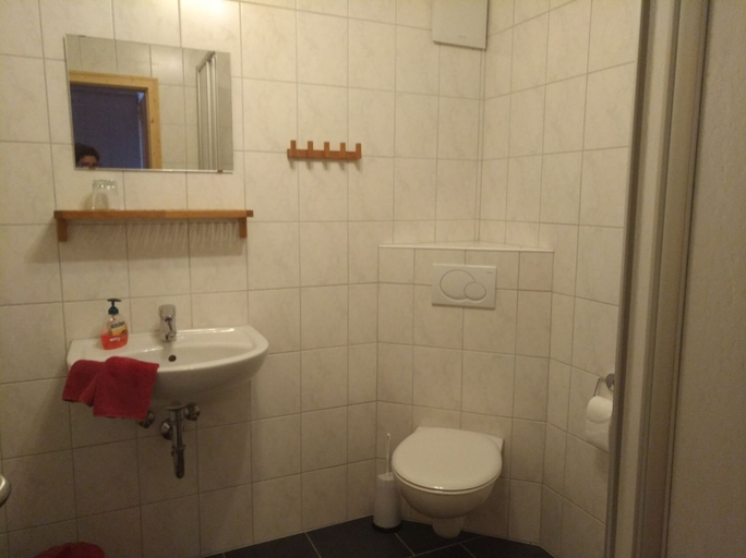 Bathroom 5, Gasthaus Dollinger, Ansbach