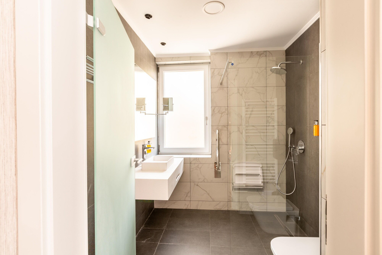 Bathroom 4, Bach Apartments, Sibiu