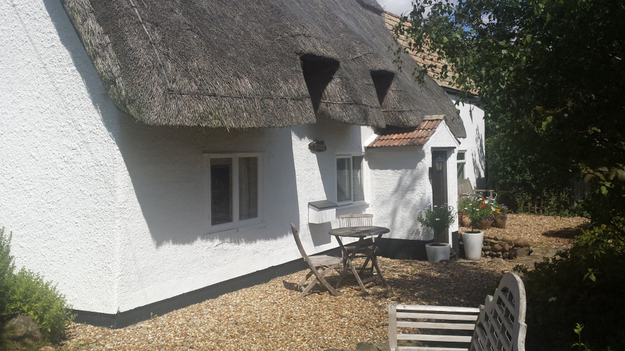 Exterior & Views 2, Cornfields Hotel & Restaurant, Bedfordshire