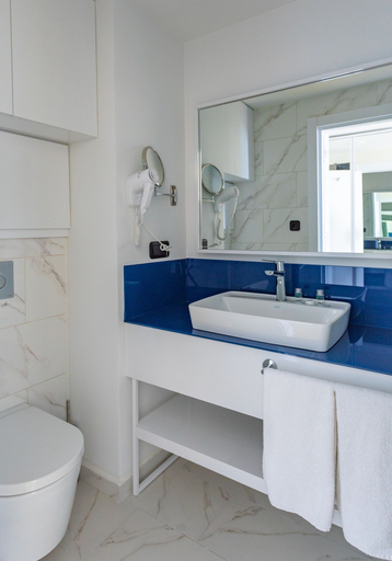 Bathroom 5, Orbi City Hotel Official D Block, Batumi