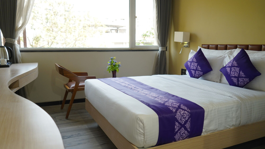 Bedroom 3, Purple Beds by VITS Dwarkesh, Surat, Surat