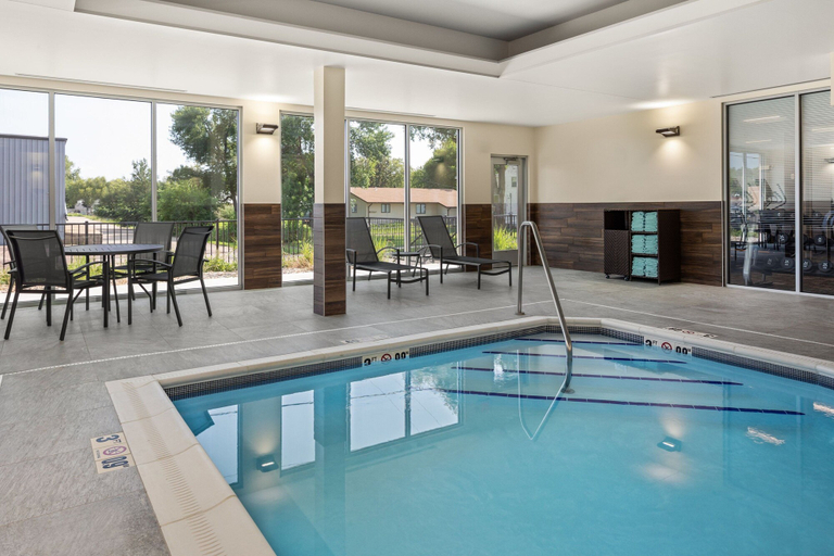 Sport & Beauty, Fairfield Inn & Suites by Marriott Yankton, Yankton