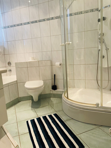 Bathroom, City Müllers Apartment, Bremerhaven