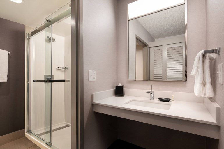 Courtyard by Marriott Fresno, Fresno