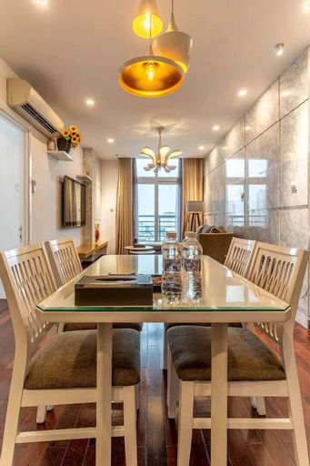Dining Room 15