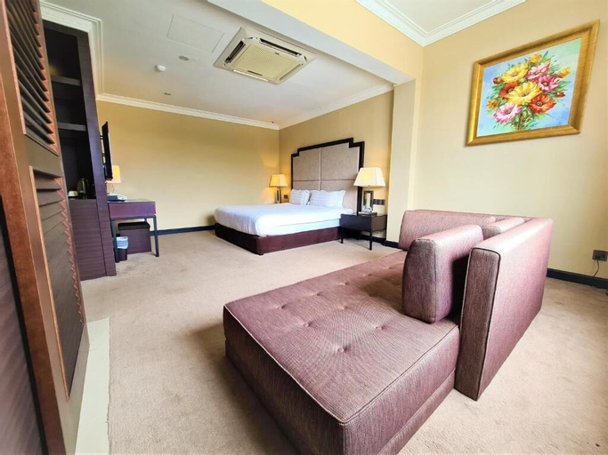 Bedroom 8