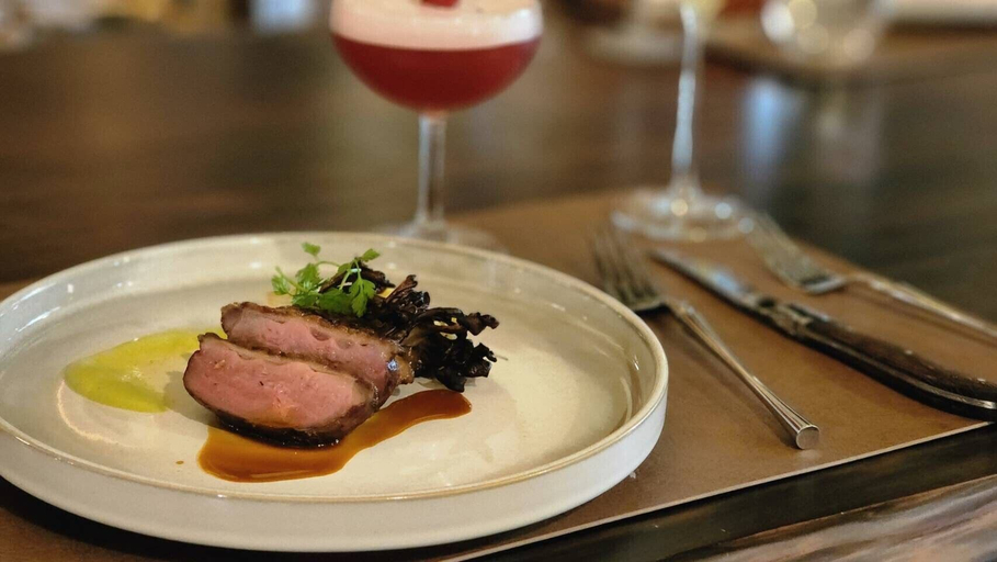 Food & Drinks 5, Senboard Manor, Nantou