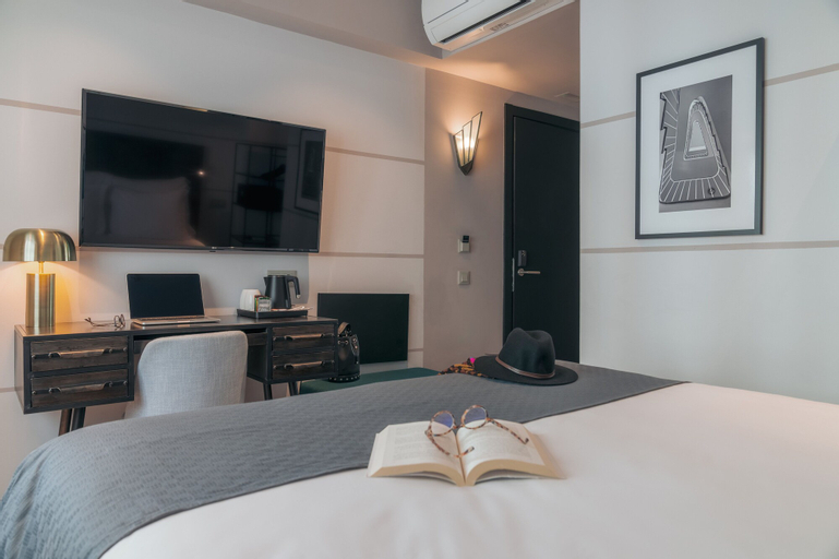 Bedroom 8