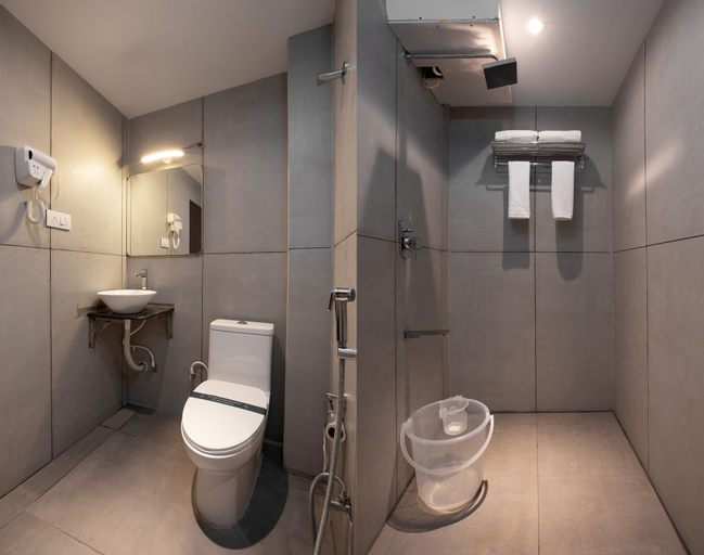 Bathroom 2