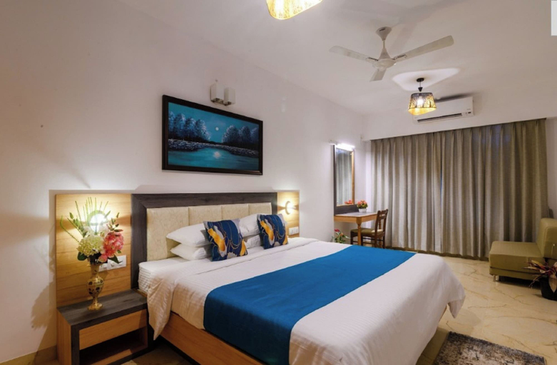 Bedroom 2, Lotus & Orchid Villas by Ramnath Homes, North Goa