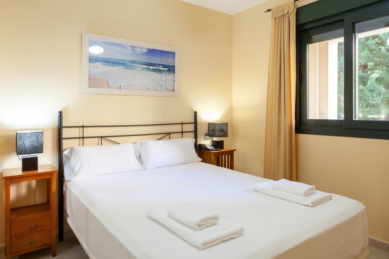 Bedroom 4, Apartamentos Playamarina, Huelva