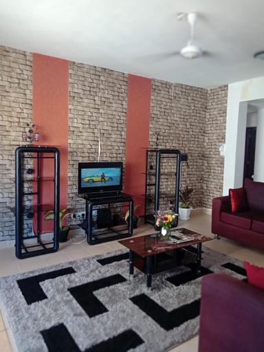 Interior 2, Impeccable 3-bed Apartment in Mombasa, Kisauni