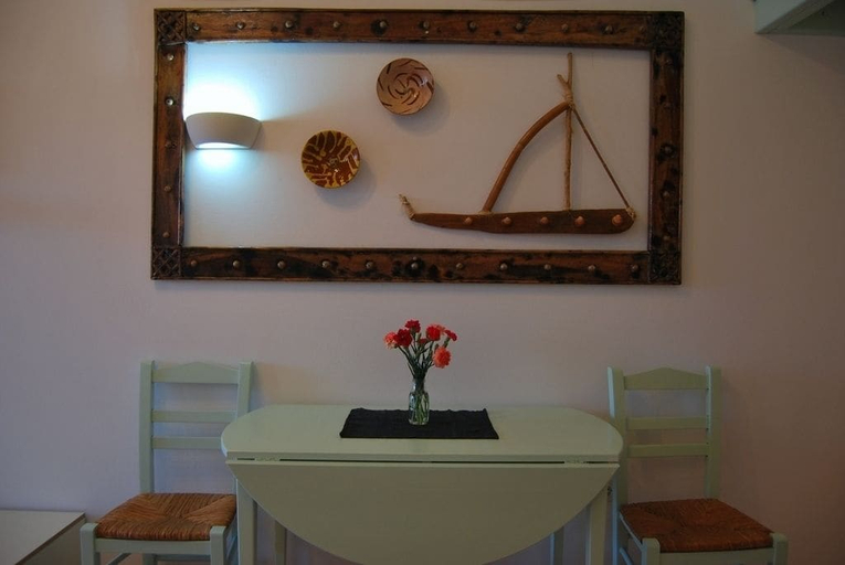Bathroom, Lefkanthemo Apartment, South Aegean