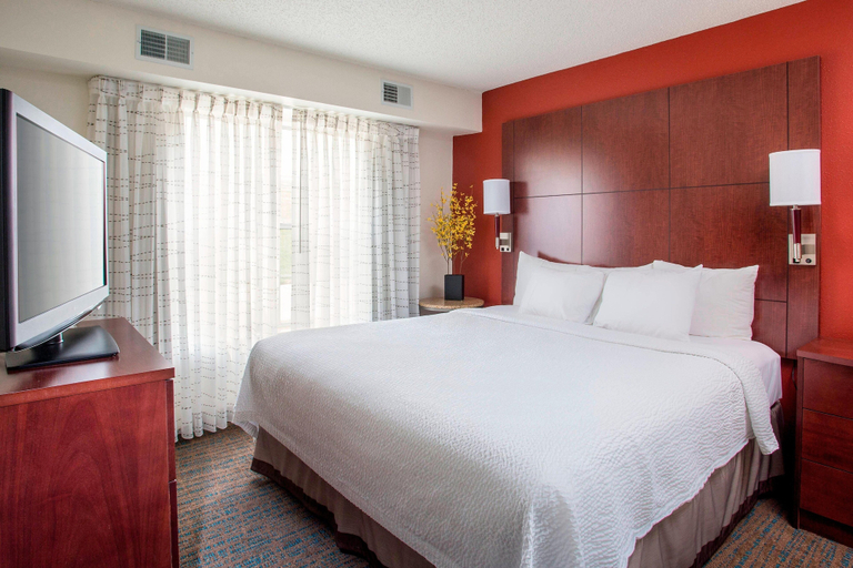 Bedroom 3, Residence Inn by Marriott Topeka, Shawnee