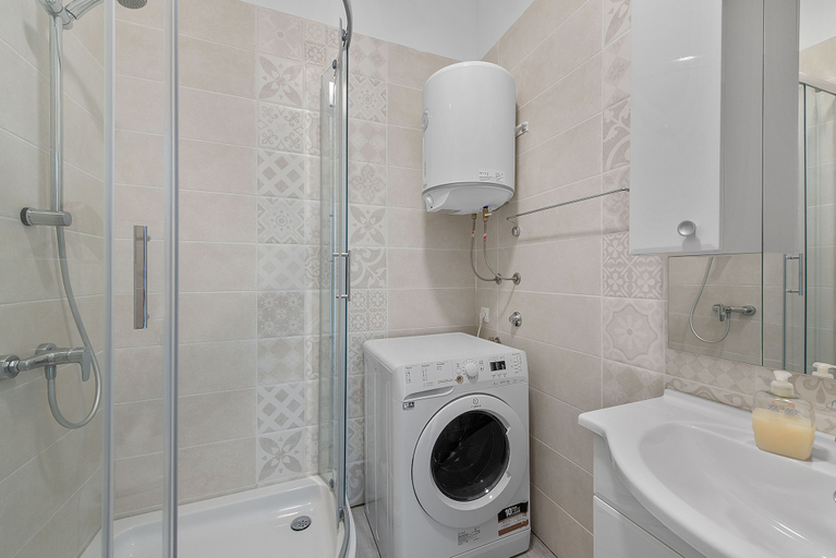 Bathroom 3, Mima apartments, Rijeka