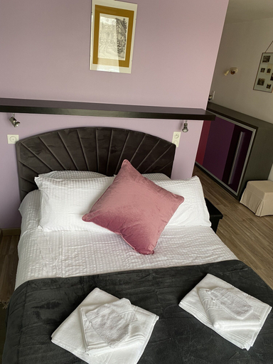 Bedroom 2, LE DOMAINE DU GRAVIER, Lot