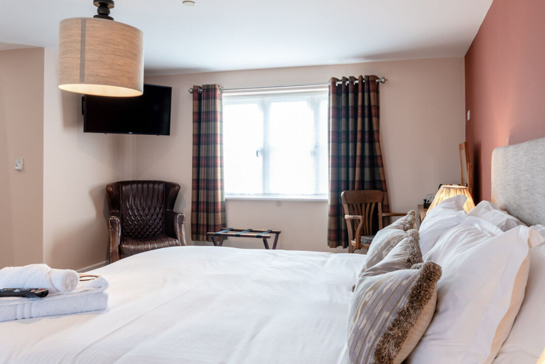 Bedroom 2, The Richard Onslow, Surrey