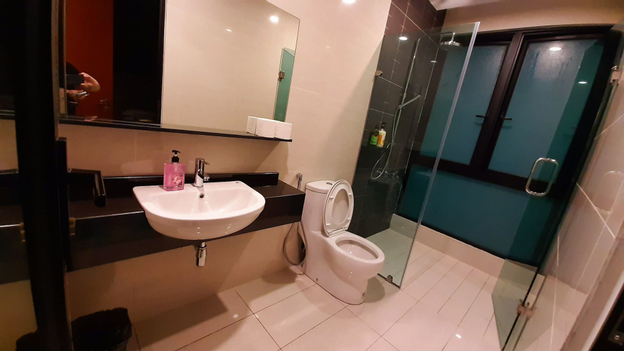 Bathroom 3