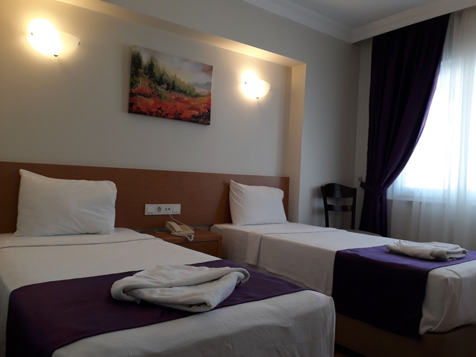 Bedroom 2, Mert Seaside Hotel, Marmaris
