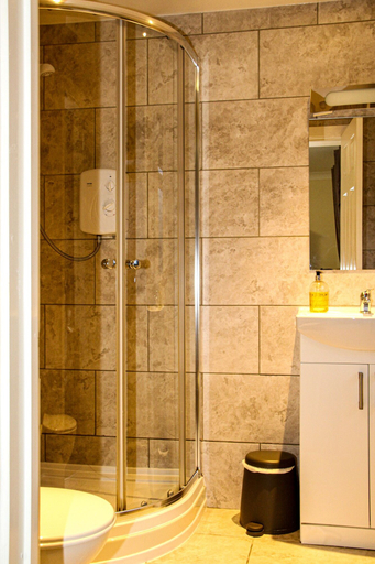 Bathroom 3, Ham And Cheese, North Yorkshire