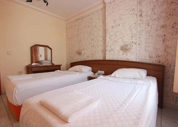 Bedroom 3, Baronessa Apart Hotel, Alanya