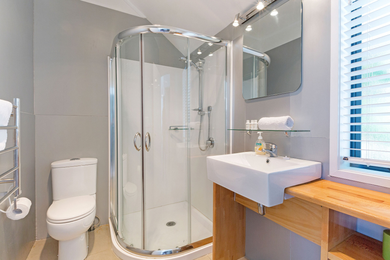 Bathroom, Villa Casita at Palm Beach, Auckland