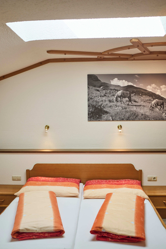 Bedroom 2, Landhaus Eichenhof, Zell am See
