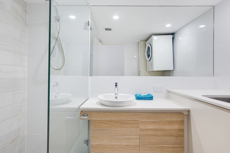 Bathroom 4, Coral Sea Apartments, Maroochy - Maroochydore