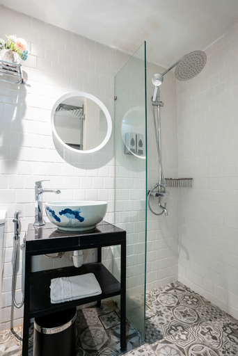 Bathroom 2