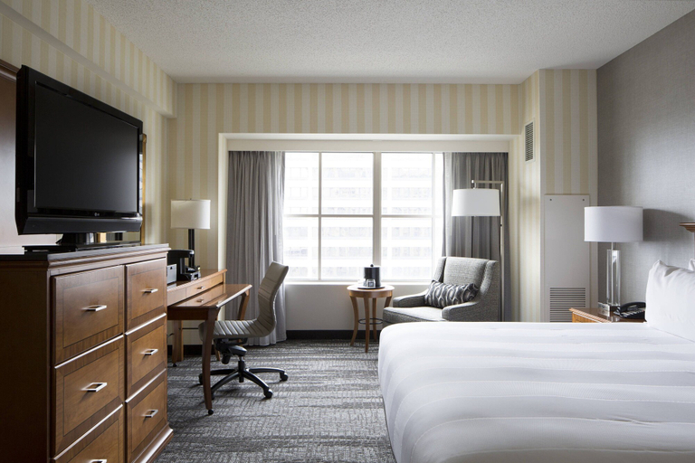 Bedroom 3, Marriott Hartford Downtown, Hartford