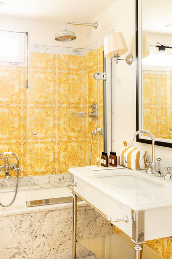 Bathroom 5, Mezzatorre Hotel & Thermal Spa, Napoli