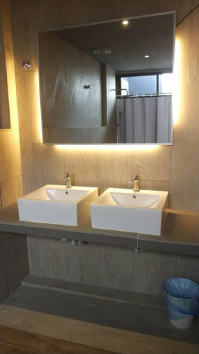 Bathroom 3