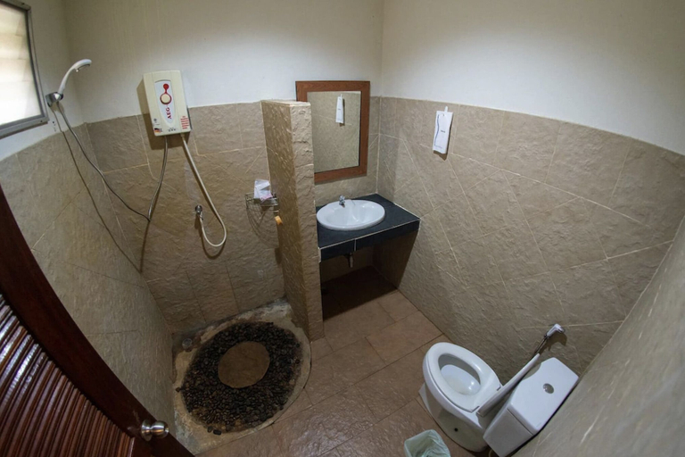Bathroom 4, Everest Resort, Ko Samui