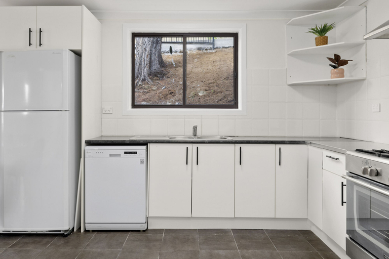 Others 4, Alps Lakeview Lodge, Snowy River