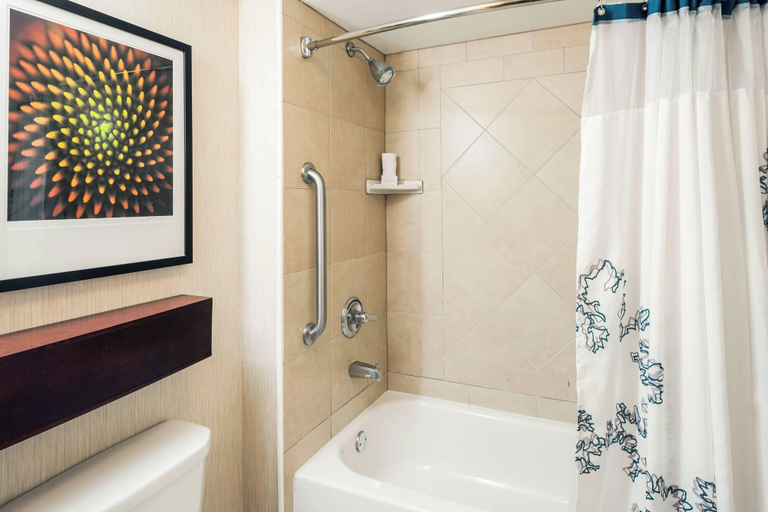 Bathroom 4, Residence Inn by Marriott Orlando Airport, Orange