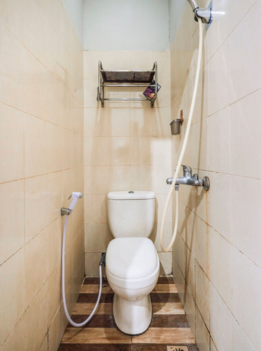 Bathroom, Hotel O Restu Ibu Homestay Syariah, Batam
