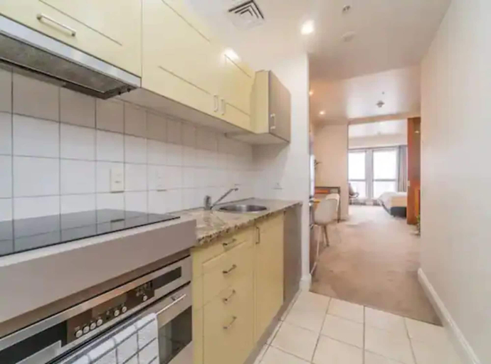 Others 5, Spacious 1BR Apt Parking+Gym+Pool Zodiak Stays, Waitakere