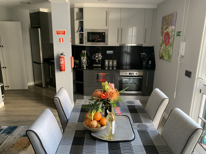Others 4, Oceanview Oasis in Funchal, Funchal