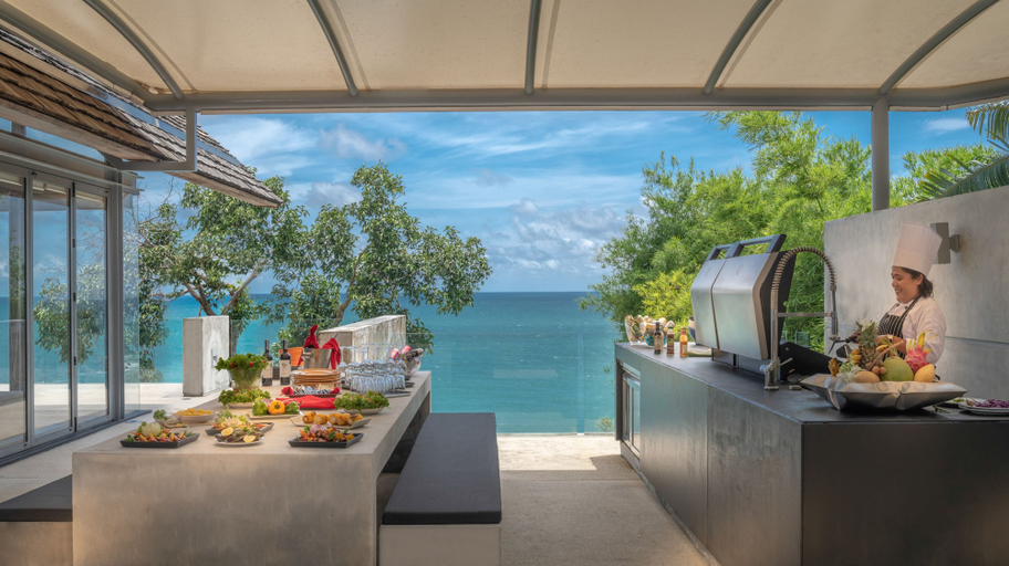 Food & Drinks, Villa Saengootsa, Pulau Phuket
