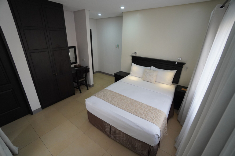 Bedroom 12